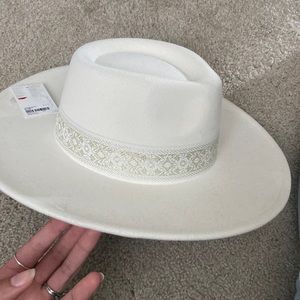 Wide brim fedora hat